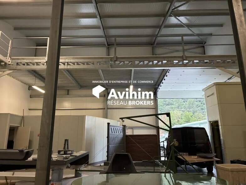 Industrial in Gémenos for lease - Interior Photo - Image 3 of 4