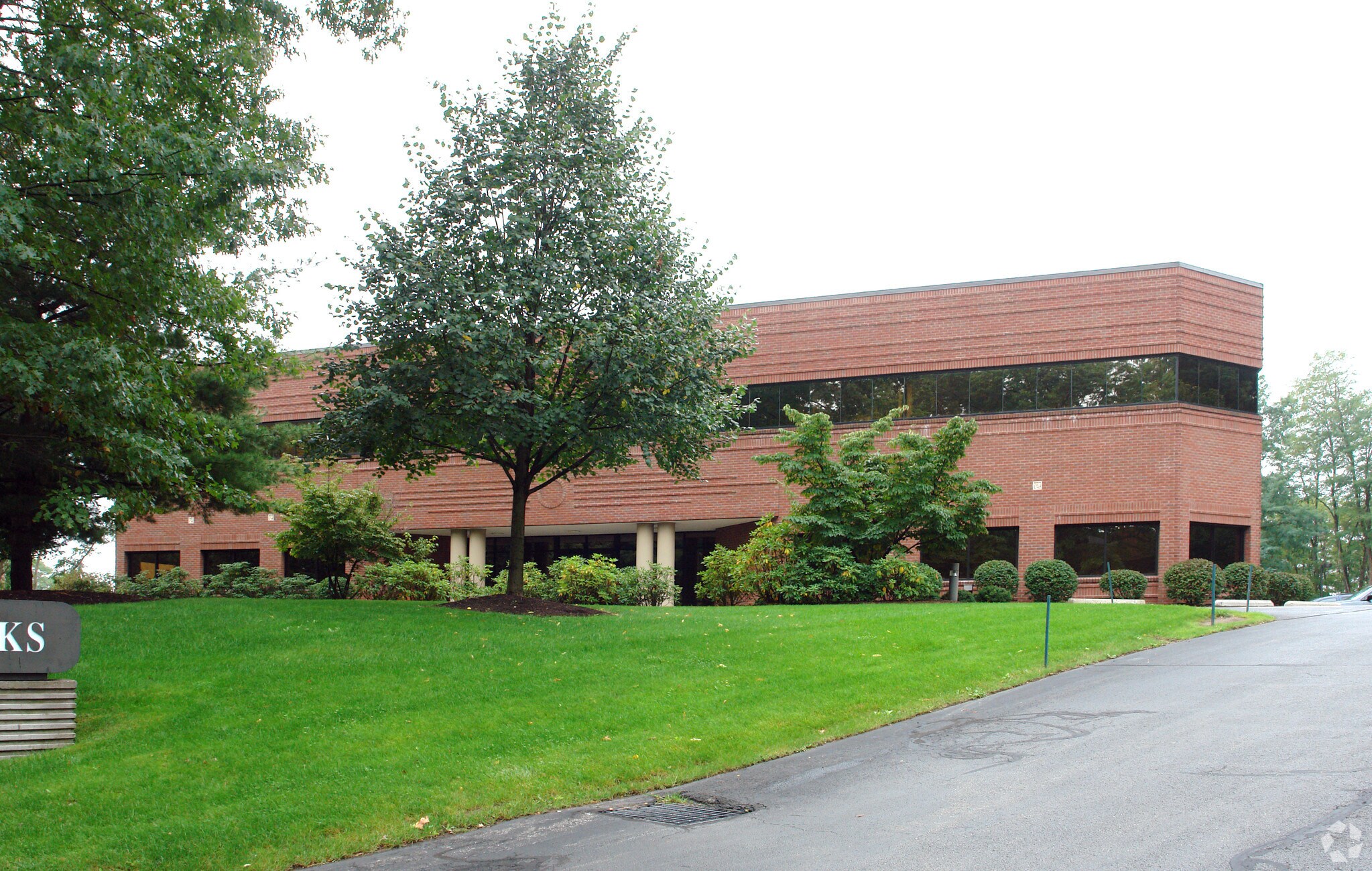 290 Linden Oaks Dr, Rochester, NY for sale Primary Photo- Image 1 of 1