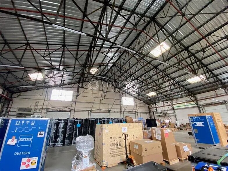 Flex in Bonneuil-sur-Marne for lease - Interior Photo - Image 2 of 5