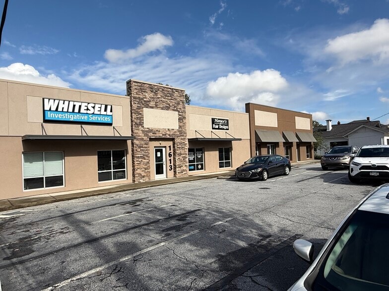 1613 E North St, Greenville, SC for lease - Building Photo - Image 2 of 2
