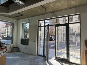 300 Clinton St, Hoboken, NJ for lease Interior Photo- Image 2 of 7