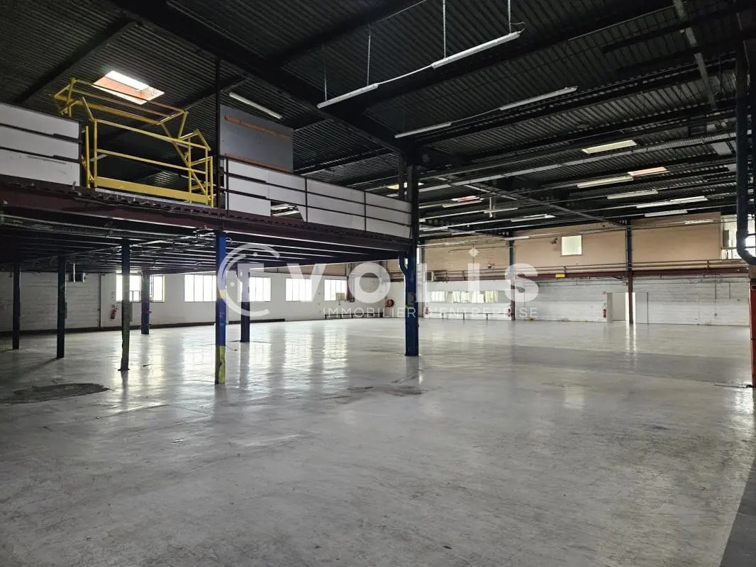 Flex in Villebon-sur-Yvette for lease Interior Photo- Image 1 of 5