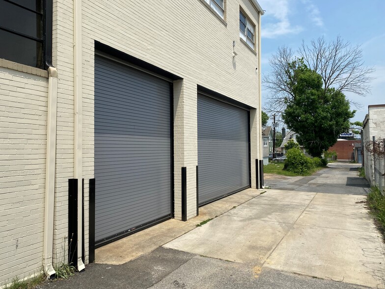 3703 42nd Ave, Brentwood, MD for lease - Building Photo - Image 2 of 9