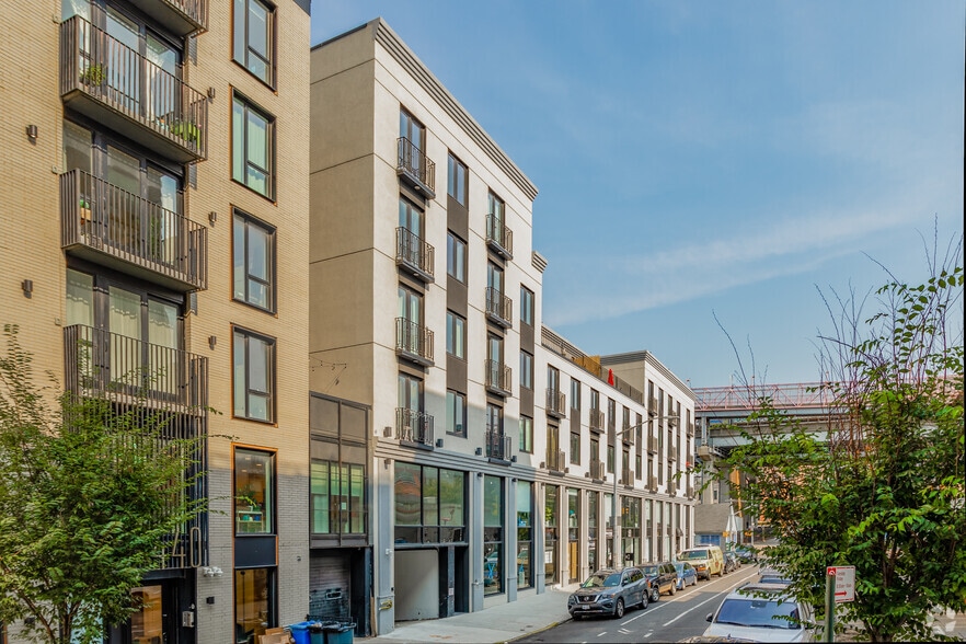 428 Wythe Ave, Brooklyn, NY for sale - Building Photo - Image 2 of 12