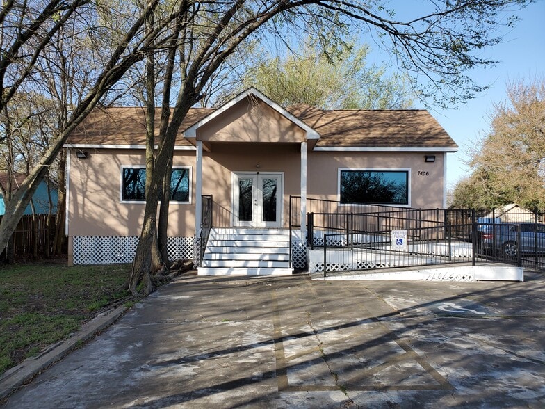 7406 Gulf Fwy, Houston, TX for lease - Building Photo - Image 3 of 8