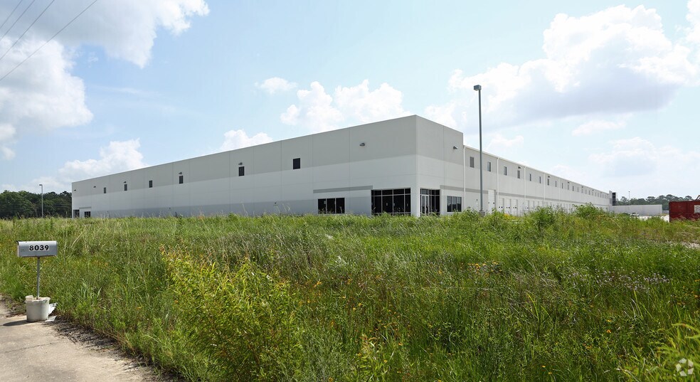 8111 FM 1960 Rd E, Humble, TX for sale - Building Photo - Image 1 of 1