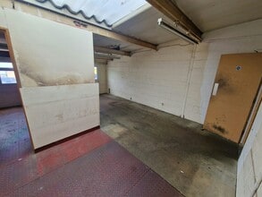 Limberline Spur, Portsmouth for lease Interior Photo- Image 2 of 3