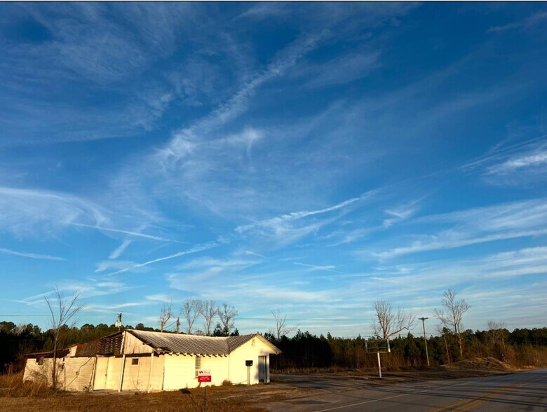 1042 Bethera Rd, Moncks Corner, SC for sale - Building Photo - Image 1 of 1