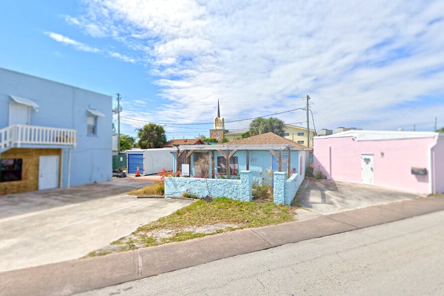 300 S Dixie Hwy, Stuart, FL for sale - Building Photo - Image 1 of 1