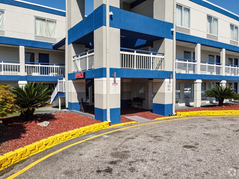 5601 Carmichael Rd, Montgomery, AL for sale - Building Photo - Image 3 of 14