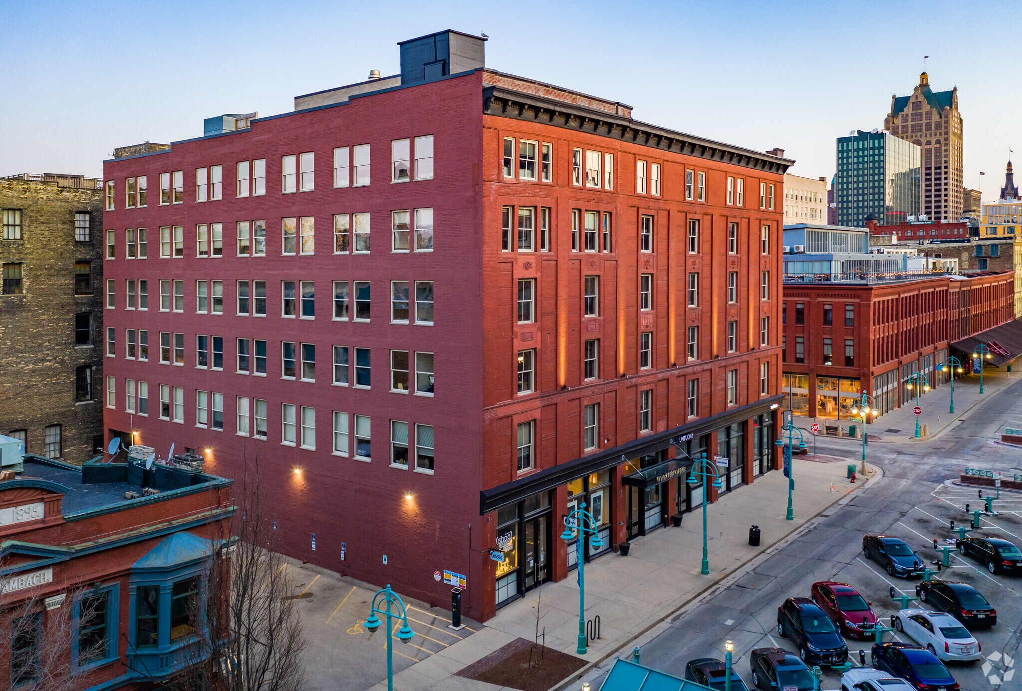 241 N Broadway St, Milwaukee, WI 53202 Office for Lease