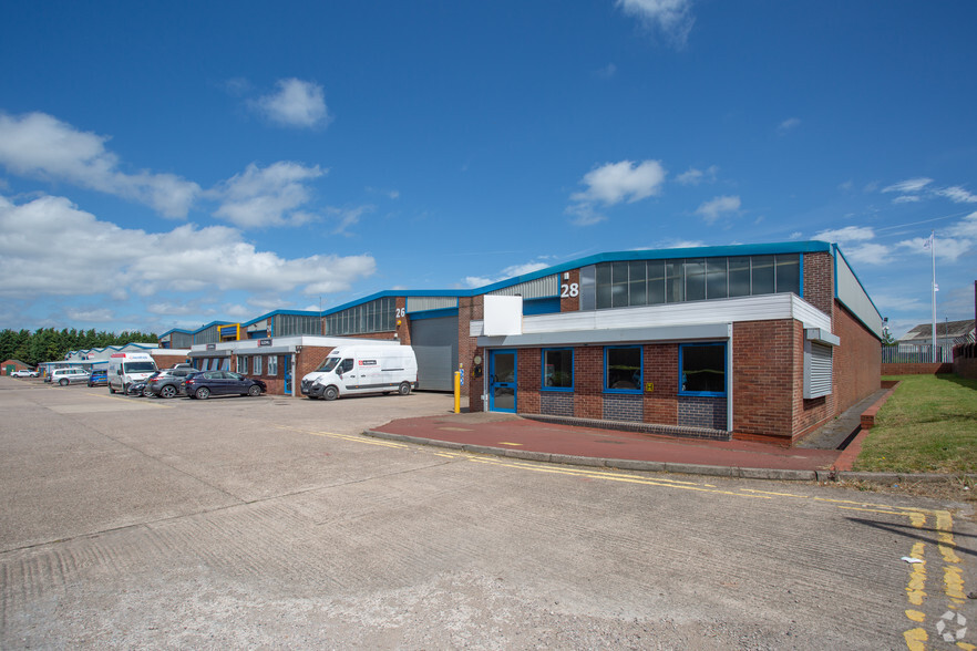 Manchester St, Oldbury for lease - Primary Photo - Image 1 of 4