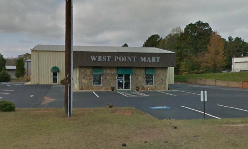 207 Brumbelow Rd, Carrollton, GA for sale Primary Photo- Image 1 of 1