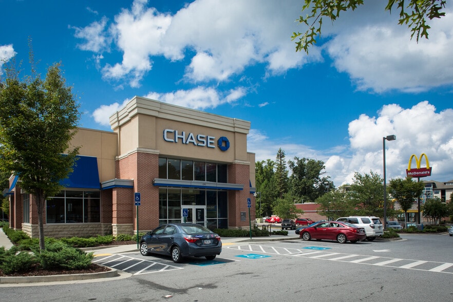2350 Cheshire Bridge Rd NE, Atlanta, GA for lease - Building Photo - Image 2 of 4