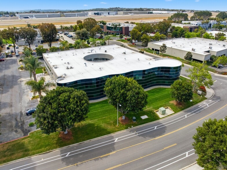 2231 Rutherford Rd, Carlsbad, CA for lease - Aerial - Image 3 of 15