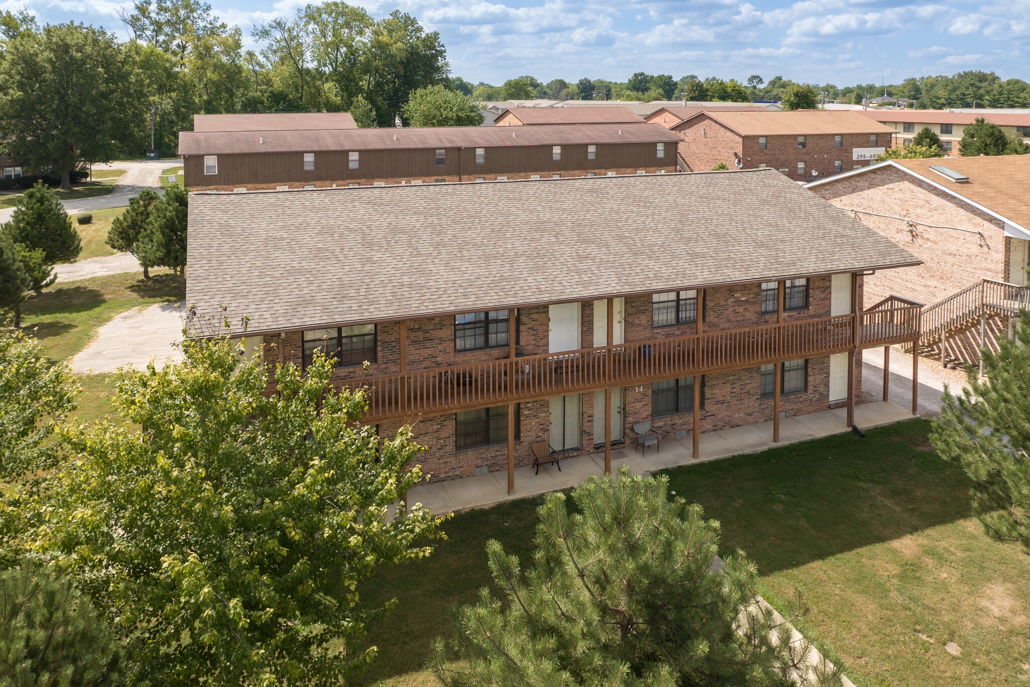 Pheasantwood Apartments portfolio of 12 properties for sale on LoopNet.com Building Photo- Image 1 of 29