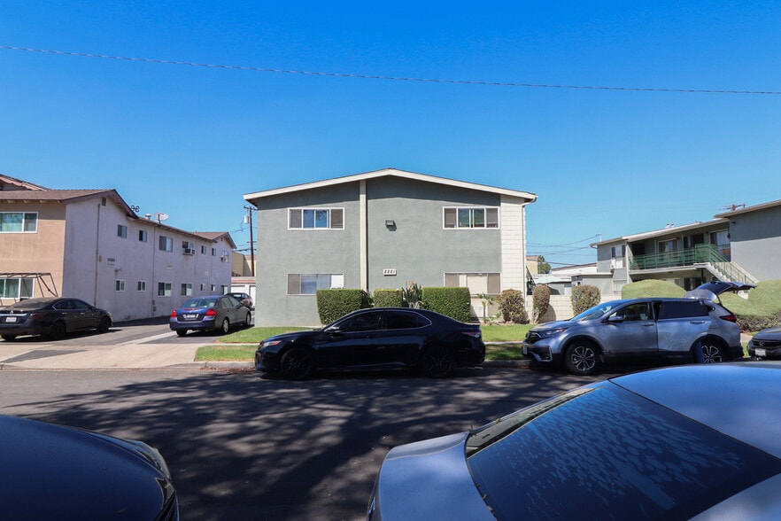 2227 E Westport Dr, Anaheim, CA for sale - Building Photo - Image 2 of 13