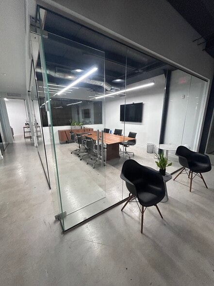 1132 Kane Concourse, Bay Harbor Islands, FL for sale - Interior Photo - Image 1 of 1