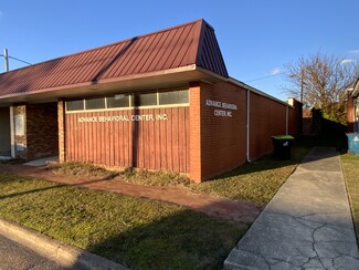 More details for 109 E Divine St, Dunn, NC - Office for Sale