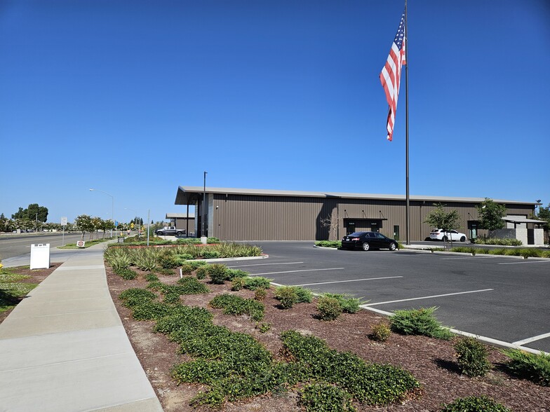 Doak Blvd, Ripon, CA for lease - Building Photo - Image 3 of 16