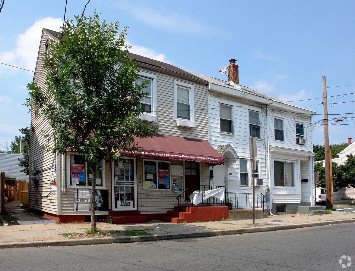 324 Liberty St, Trenton, NJ 08611