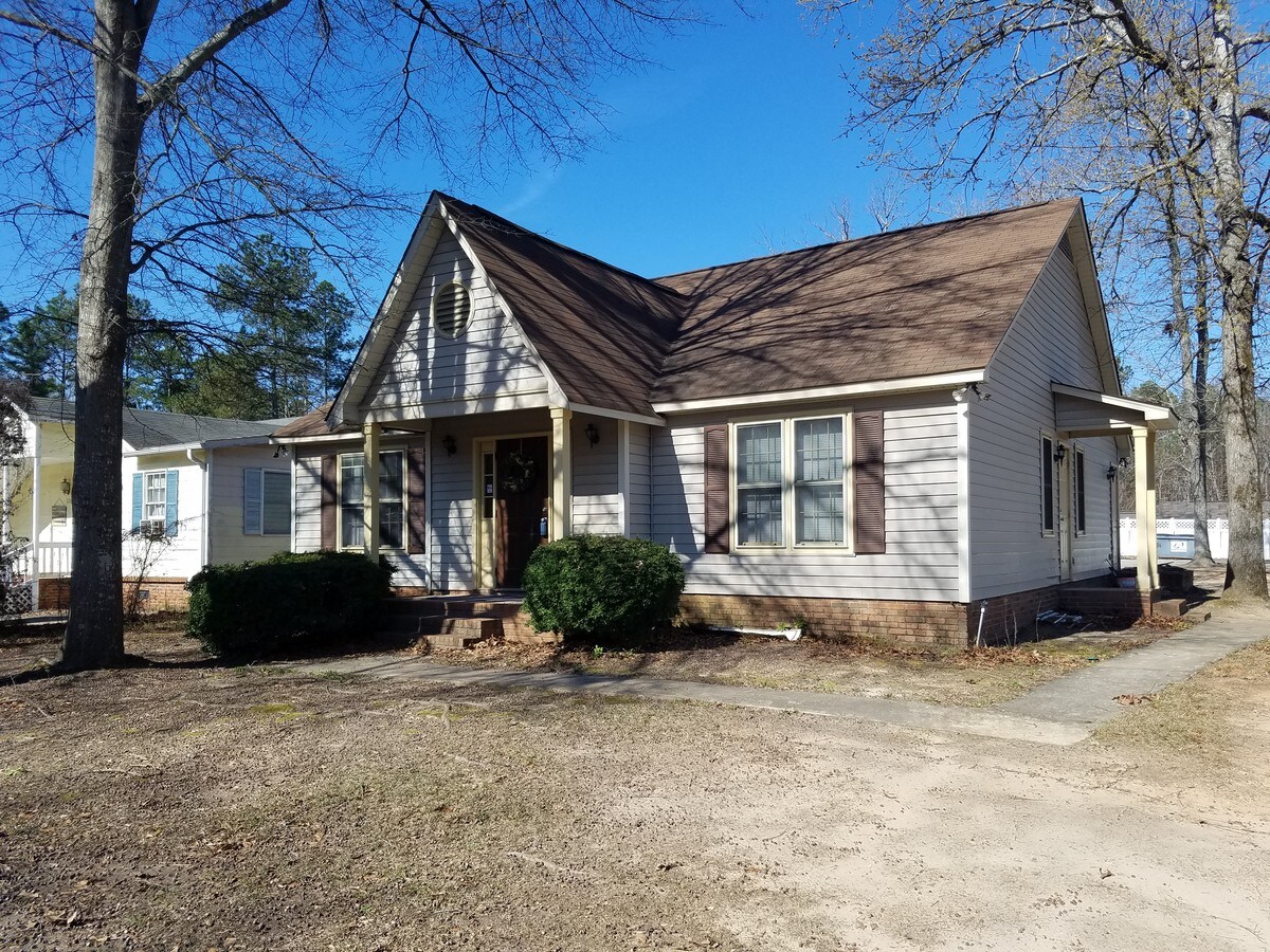 140 Friarsgate Blvd, Irmo, SC 29063