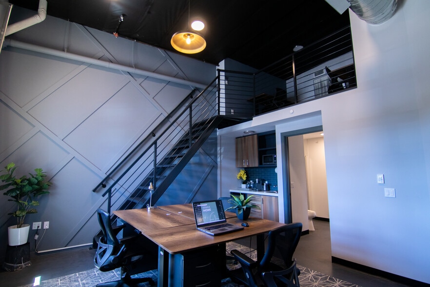 170 Eucalyptus Ave, Vista, CA for lease - Interior Photo - Image 3 of 16