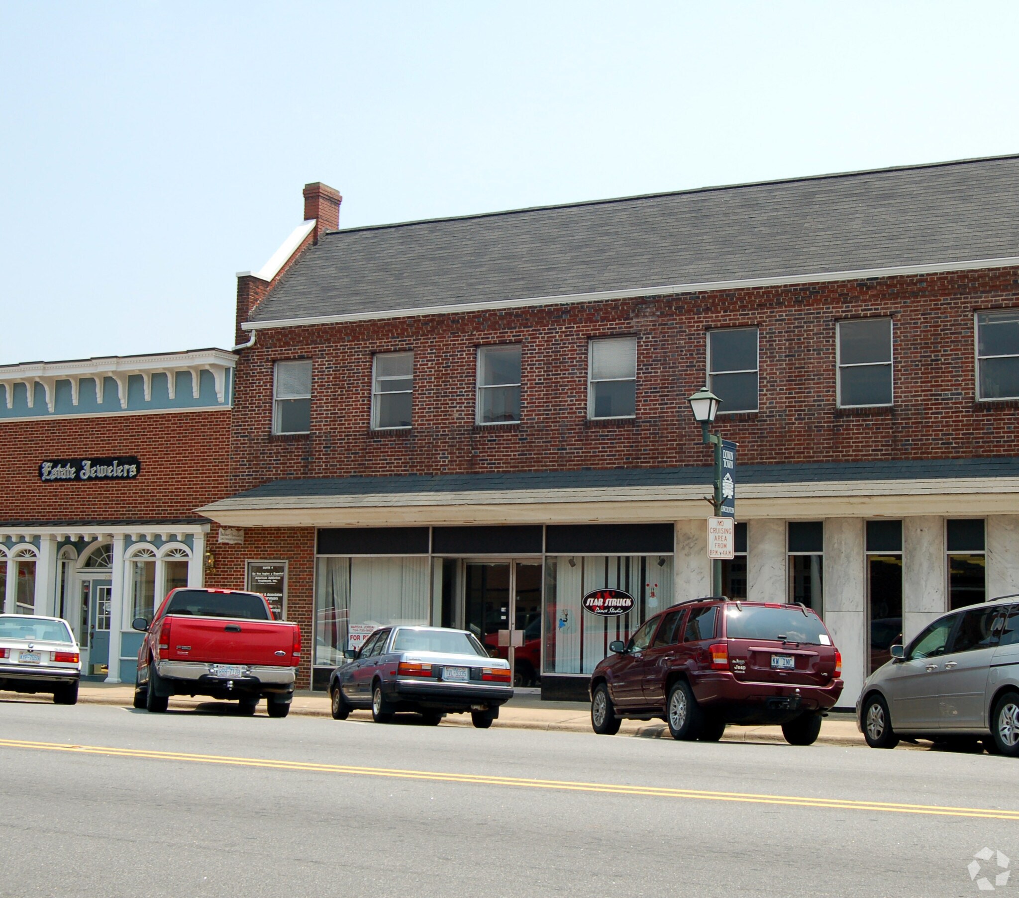 214 E Main St, Lincolnton, NC for sale Primary Photo- Image 1 of 1