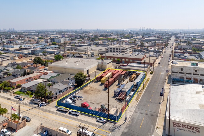 More details for 335 W C St, Wilmington, CA - Industrial for Sale