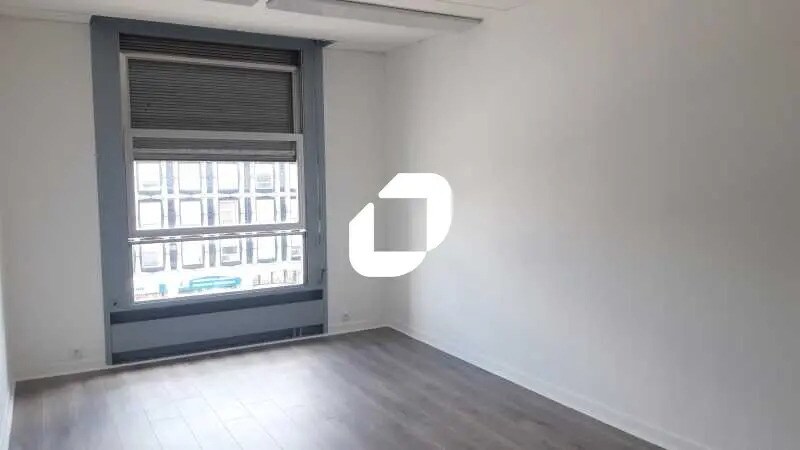 Office in Sarcelles for sale Interior Photo- Image 1 of 8