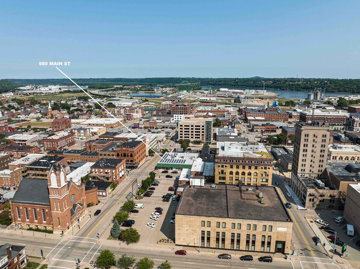 980 Main St, Dubuque, IA 52001 980 Main Street