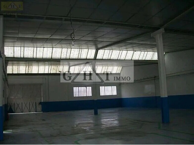 Industrial in Vaux-le-Pénil for sale - Building Photo - Image 3 of 13