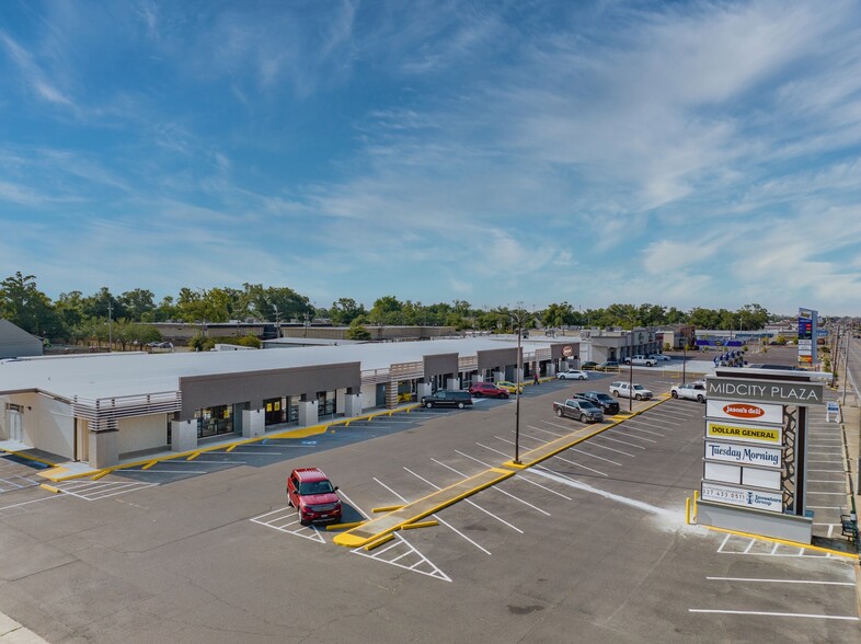 3529 Ryan St, Lake Charles, LA for lease - Building Photo - Image 1 of 1