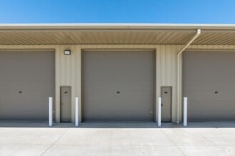 14600 N US Highway 169, Smithville, MO for lease Building Photo- Image 1 of 5