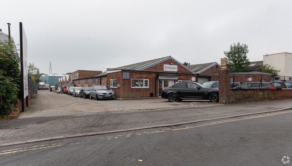 229 Torrington Ave, Coventry, CV4 9HN