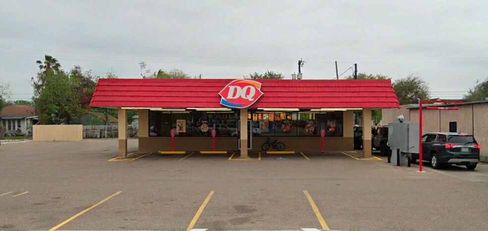 715 E King Ave, Kingsville, TX for sale - Building Photo - Image 1 of 2