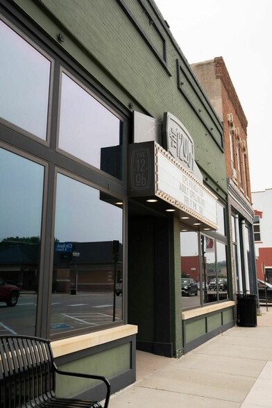 1206 Main Ave, Crete, NE for sale - Building Photo - Image 2 of 9
