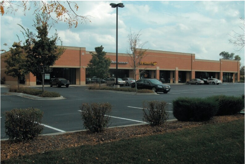 701-717 Meacham Rd, Elk Grove Village, IL for lease Building Photo- Image 1 of 3