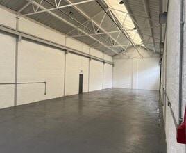 42-44 Arundel Ter, London for lease Interior Photo- Image 1 of 4