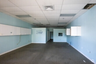 4600 Gulf Blvd, Saint Petersburg, FL for lease Building Photo- Image 2 of 2