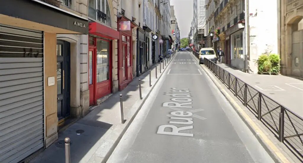 Retail in Paris for lease Building Photo- Image 1 of 7