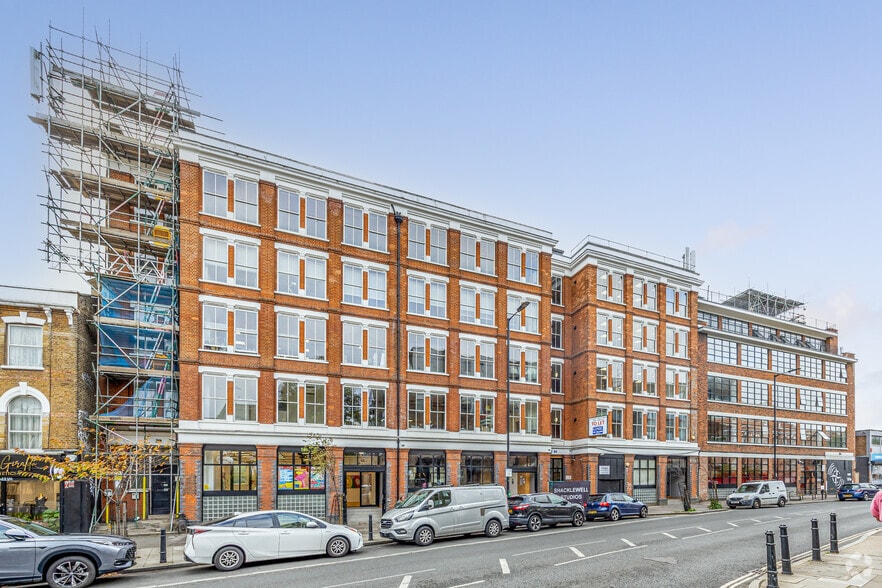 18-28 Shacklewell Ln, London for lease - Primary Photo - Image 1 of 2