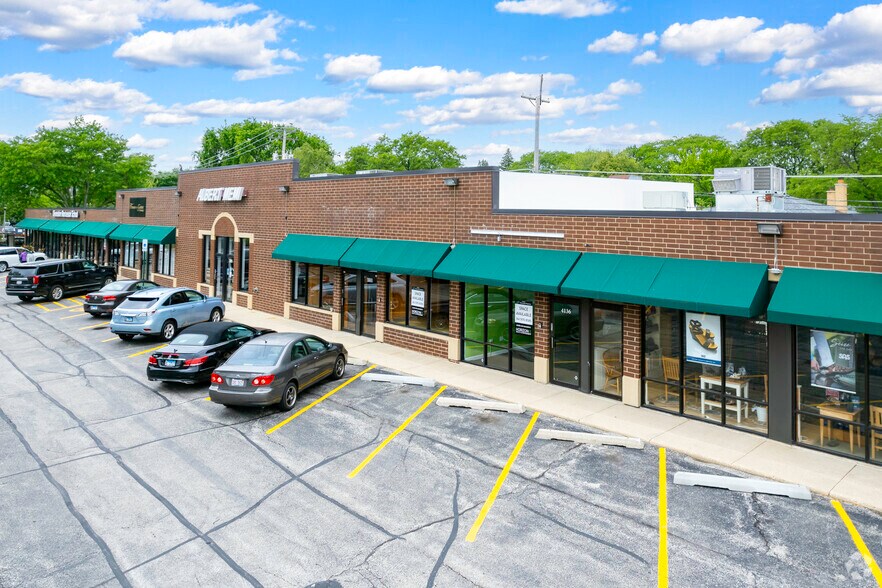 4124-4150 Dempster St, Skokie, IL for lease - Building Photo - Image 2 of 6