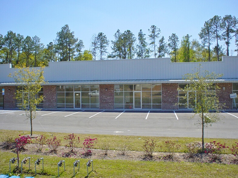 5277-5281 Tower Rd, Tallahassee, FL for lease - Building Photo - Image 2 of 5