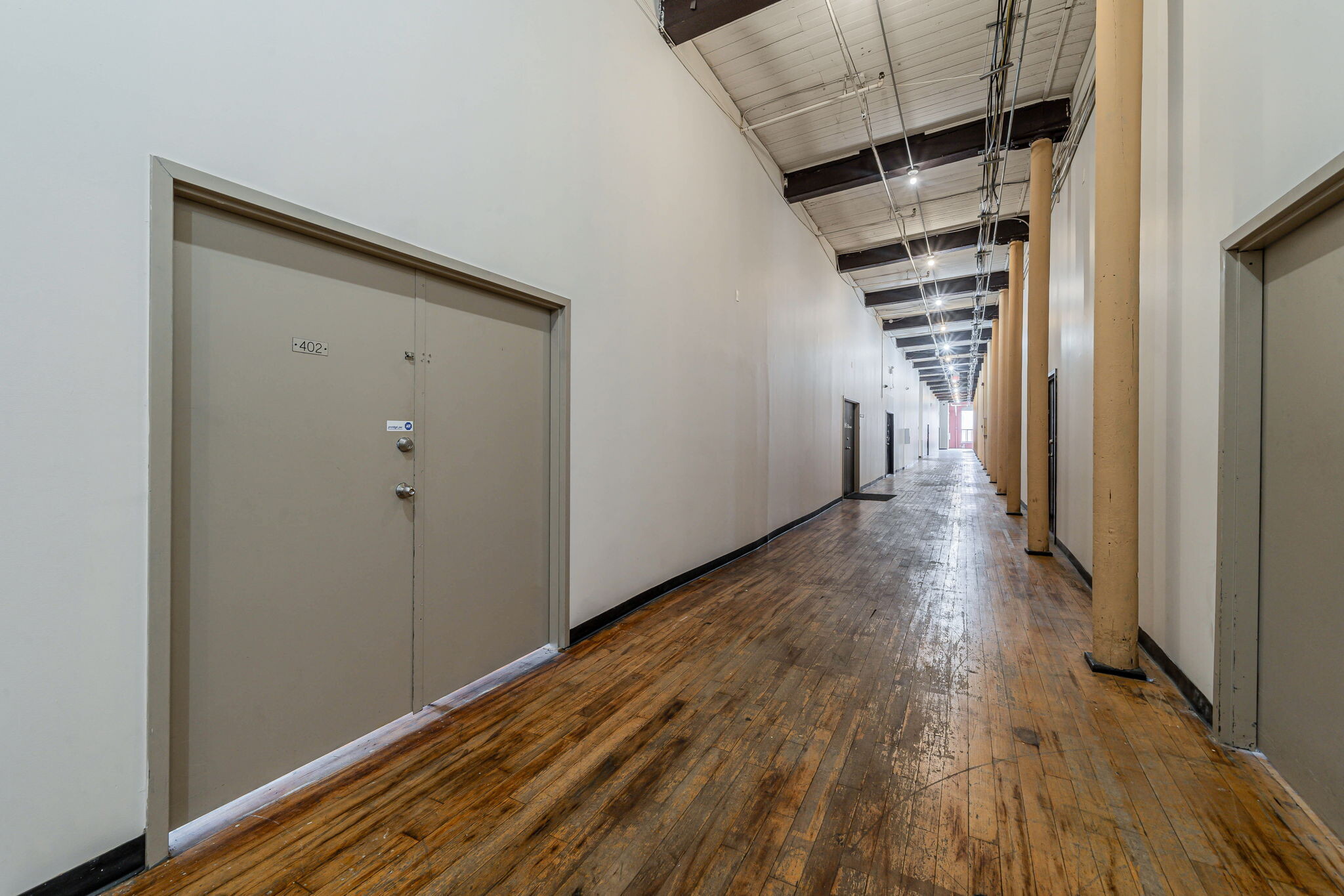 4035 Rue Saint-Ambroise, Montréal, QC for lease Building Photo- Image 1 of 14