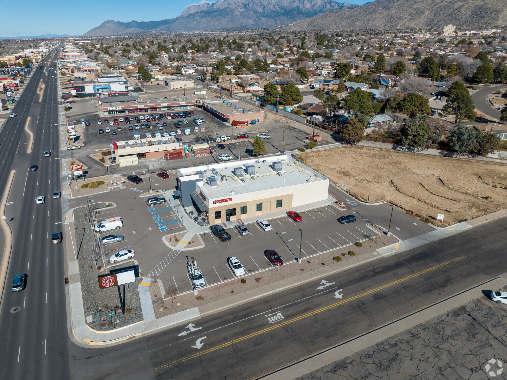 1000 Juan Tabo Blvd NE, Albuquerque, NM 87112 Chipotle & Tasty Pot