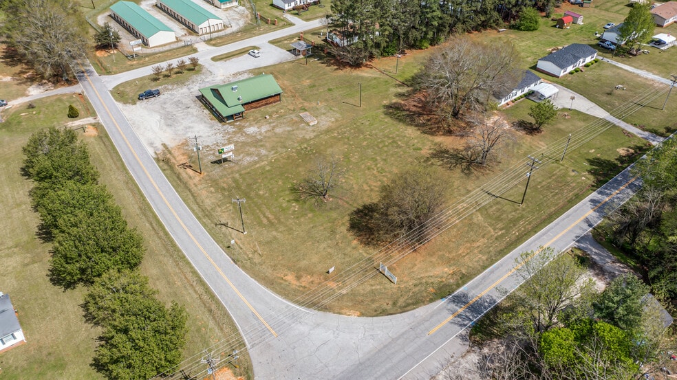 869 Poplar St, Clinton, SC for sale - Aerial - Image 3 of 33