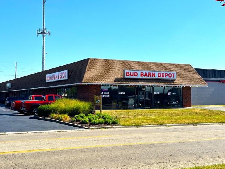 8963-8975 Kingsridge Dr, Miamisburg, OH for lease - Building Photo - Image 2 of 8