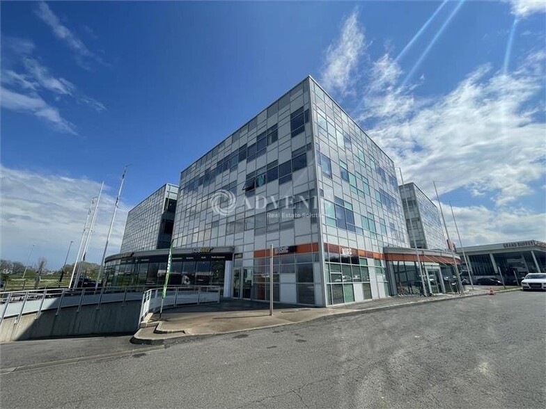 Office in Metz for lease - Building Photo - Image 1 of 12