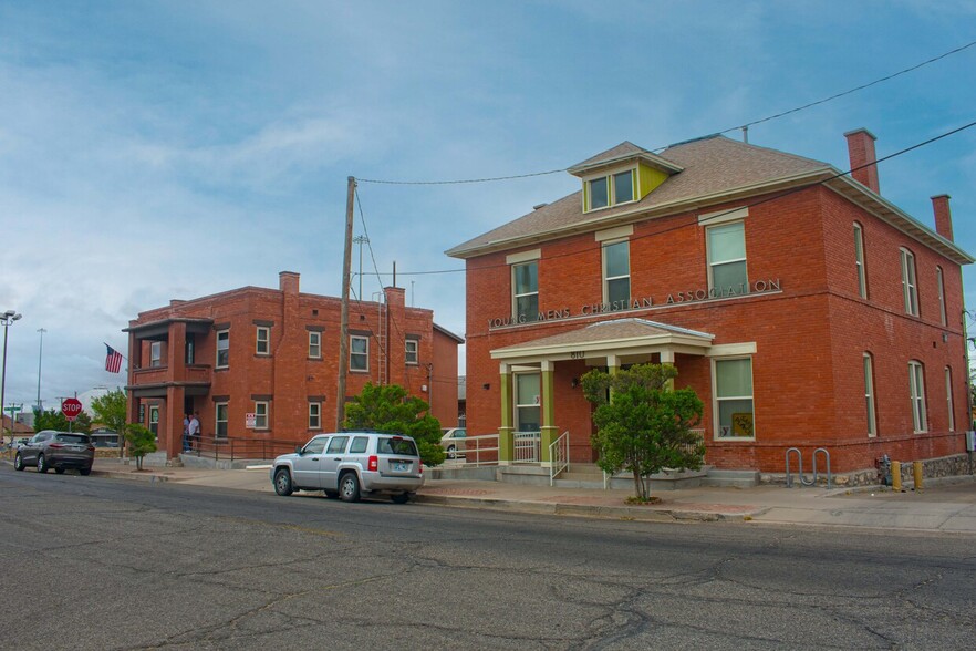 810 and 814 Wyoming Avenue portfolio of 2 properties for sale on LoopNet.com - Building Photo - Image 3 of 3